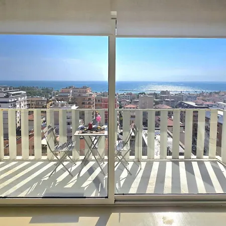 Attico Design De Gasperi Con Vista Mozzafiato Διαμέρισμα