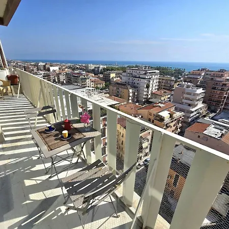 Attico Design De Gasperi Con Vista Mozzafiato Апартаменты