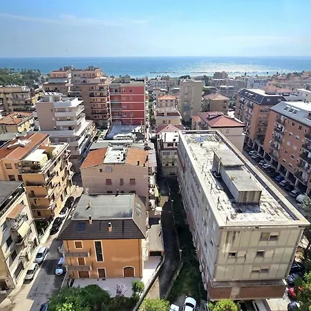 Attico Design De Gasperi Con Vista Mozzafiato * Σαν Μπενεντέτο ντελ Τρόντο