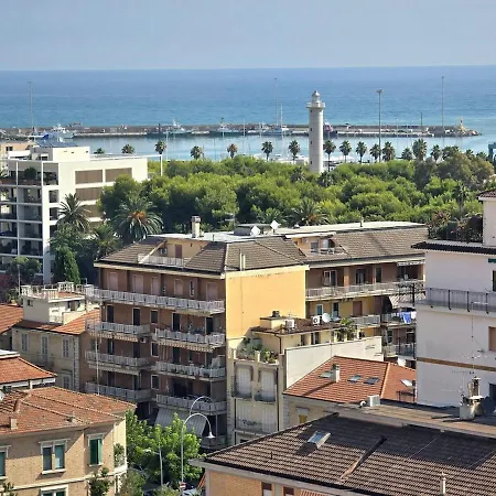 Διαμέρισμα Attico Design De Gasperi Con Vista Mozzafiato Σαν Μπενεντέτο ντελ Τρόντο